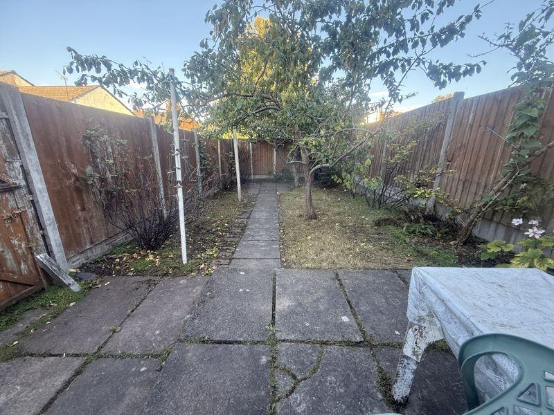 Photo 25