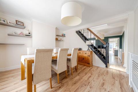 4 bedroom semi-detached house for sale, Station Road, Gillingham ME8