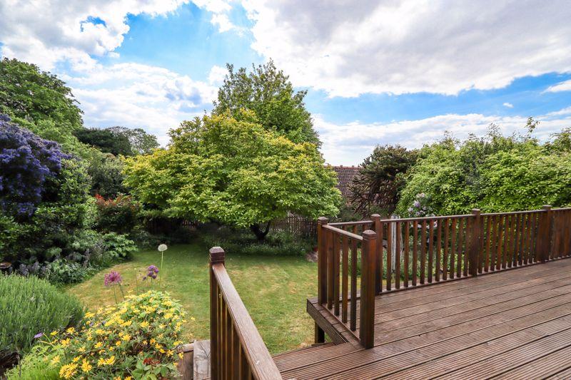 Decking onto Garden
