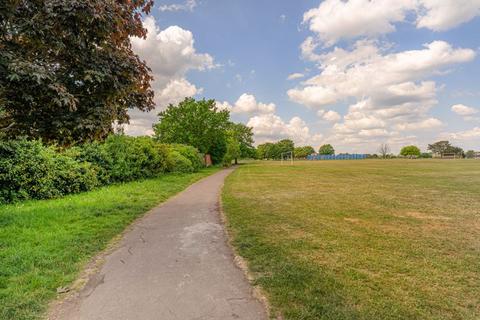 2 bedroom apartment for sale, Devonshire Hill Lane, London, N17