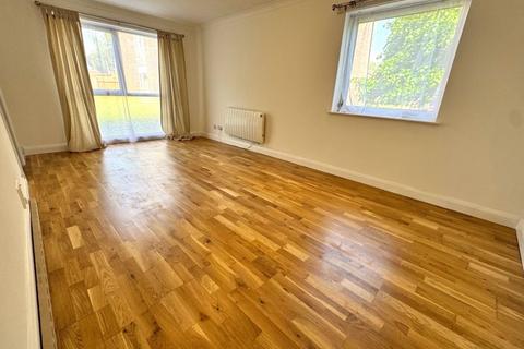 1 bedroom apartment to rent, Crest Court, Hereford
