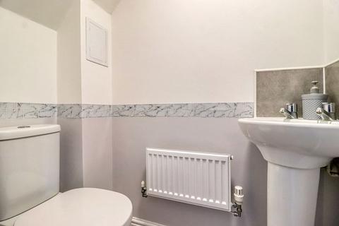 46 Turnstone Drive, Scunthorpe, DN16 3GX