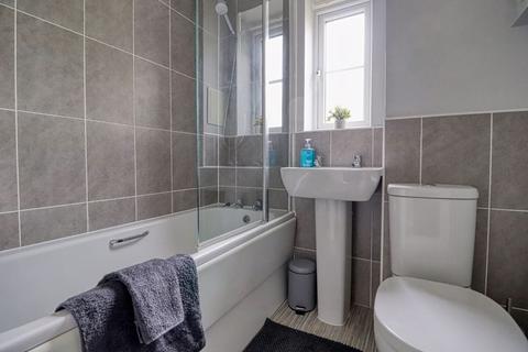 46 Turnstone Drive, Scunthorpe, DN16 3GX