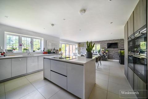 5 bedroom detached house for sale, Bagshot Road, Chobham, Surrey, GU24