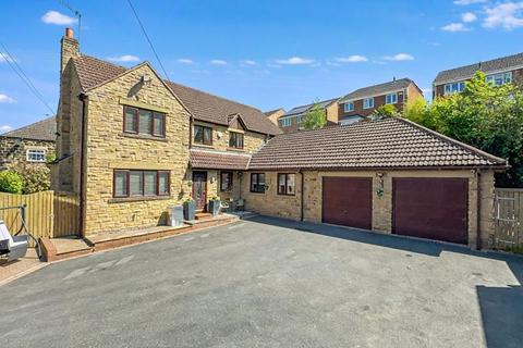 4 bedroom detached house for sale, Bracken Hill, Ackworth WF7
