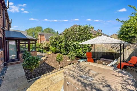4 bedroom detached house for sale, Bracken Hill, Ackworth WF7