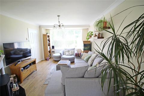 8 Bramley Road, Market Deeping, Peterborough, PE6 8JG