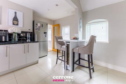 1 Churchfields Road, Bromsgrove, B61 8EB