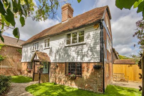 3 bedroom semi-detached house for sale, Headcorn Road, Smarden, Kent, TN27 8PJ