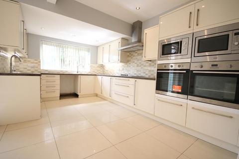 6 bedroom detached house to rent, Edgware HA8