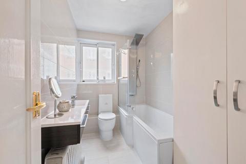 2 bedroom maisonette to rent, The Downs, Wimbledon, London, SW20 8HP