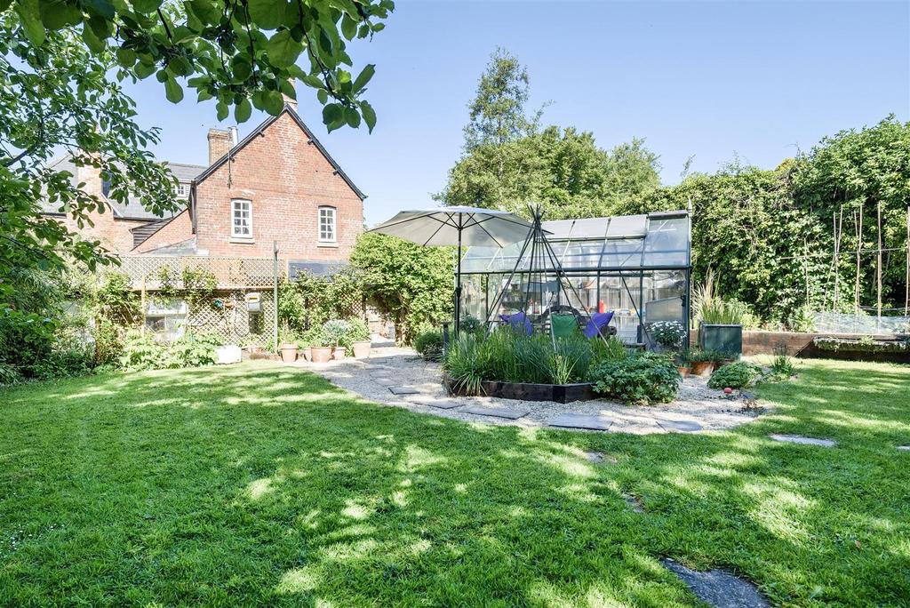 Garden2.jpg