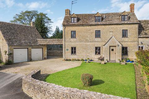 undefined, Arlington Cottages, Bibury, Cirencester, Gloucestershire