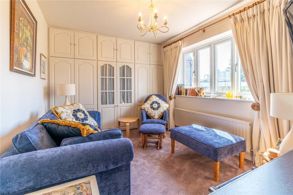 Bedroom/Sitting Room