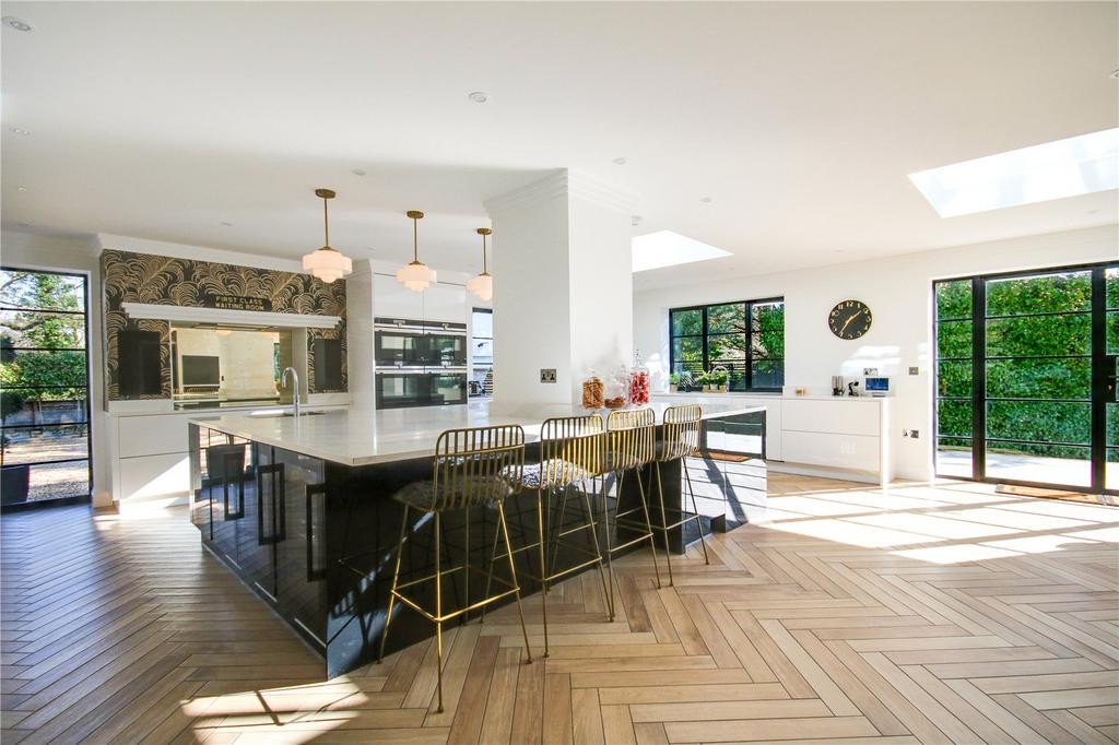 Kitchen/Breakfast