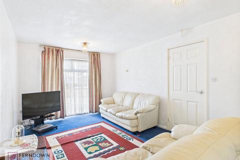 3 bedroom terraced house for sale, Worcester Walk, Marston Green, Birmingham, B37