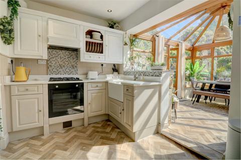 170 Benfieldside Road, Consett, DH8 0RW
