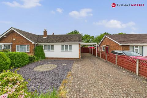 2 bedroom bungalow for sale, Holme Court Avenue, Bedfordshire SG18