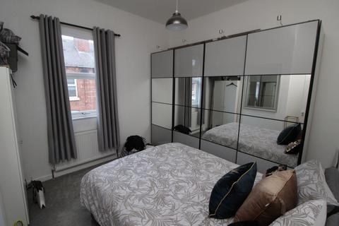 2 bedroom terraced house to rent, Catherine Street, Cheshire CH1