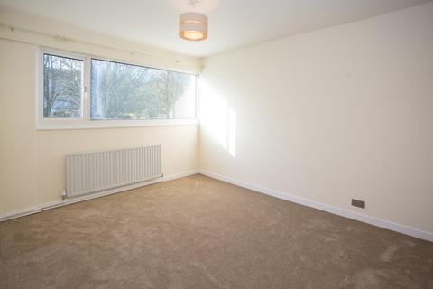 8 Mendip Close, St Albans, AL4 9SR