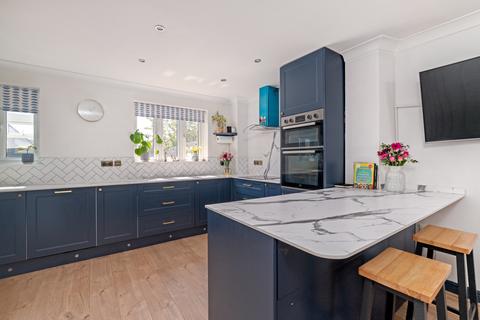 21 Baynard Avenue, Little Dunmow, Dunmow, CM6 3FF