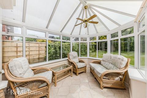 3 bedroom detached house for sale, Beverley Way, Macclesfield SK10