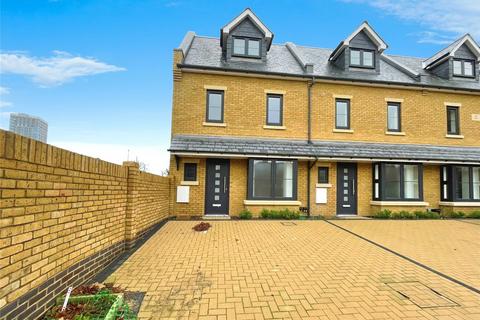 4 bedroom end of terrace house for sale, St. Johns Road, Hertfordshire WD17