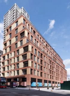 2 bedroom flat to rent, Elephant Park 8