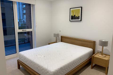 2 bedroom flat to rent, Elephant Park 8