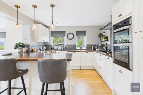 35 Greenway, Crediton, EX17 3LP