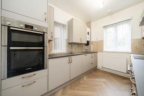 undefined, Lawford Road, London W4