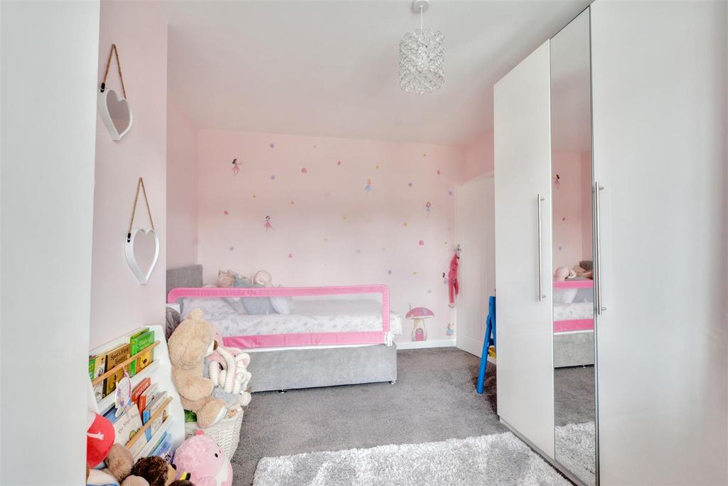Bedroom 2 2.jpeg
