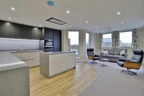 2 bedroom apartment for sale, Barge Arm, Gloucester Docks
