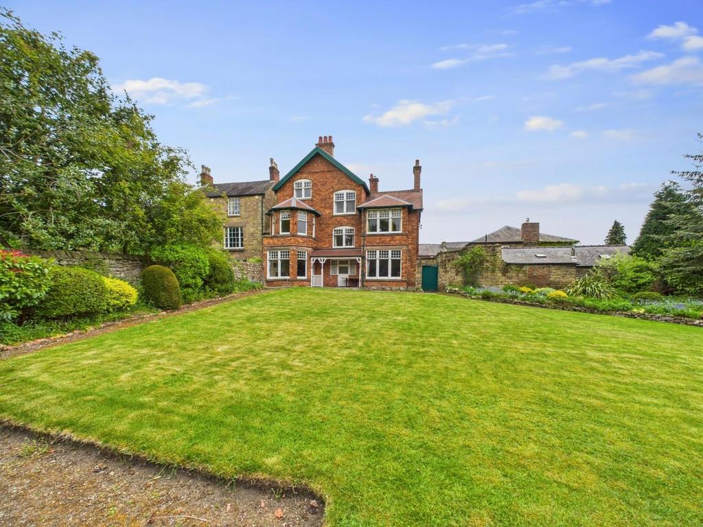 CAM03810 G0-PR0282-STILL067.jpg