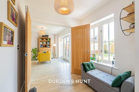 4 bedroom detached house for sale, Harlow Road, Moreton, CM5