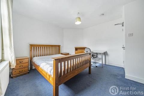 undefined, Winchester Road, Basingstoke, RG21