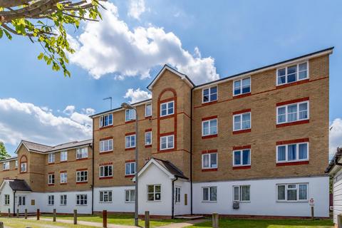2 bedroom apartment for sale, Clarence Close, Barnet, EN4