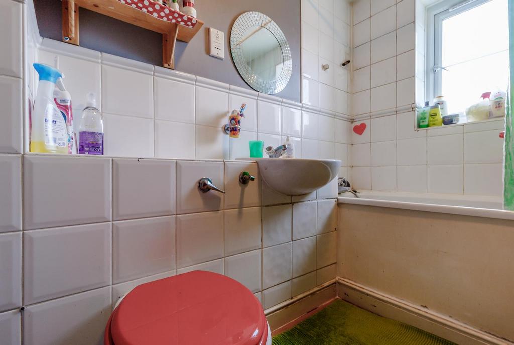 8385708-interior10-800.jpg
