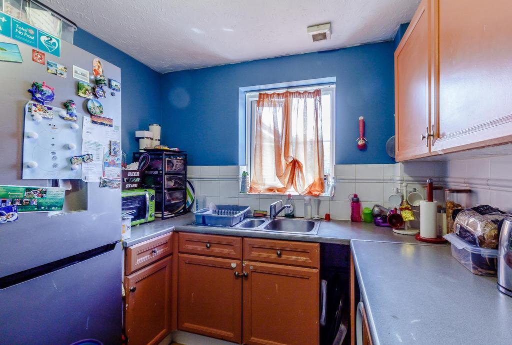8385708-interior04-800.jpg