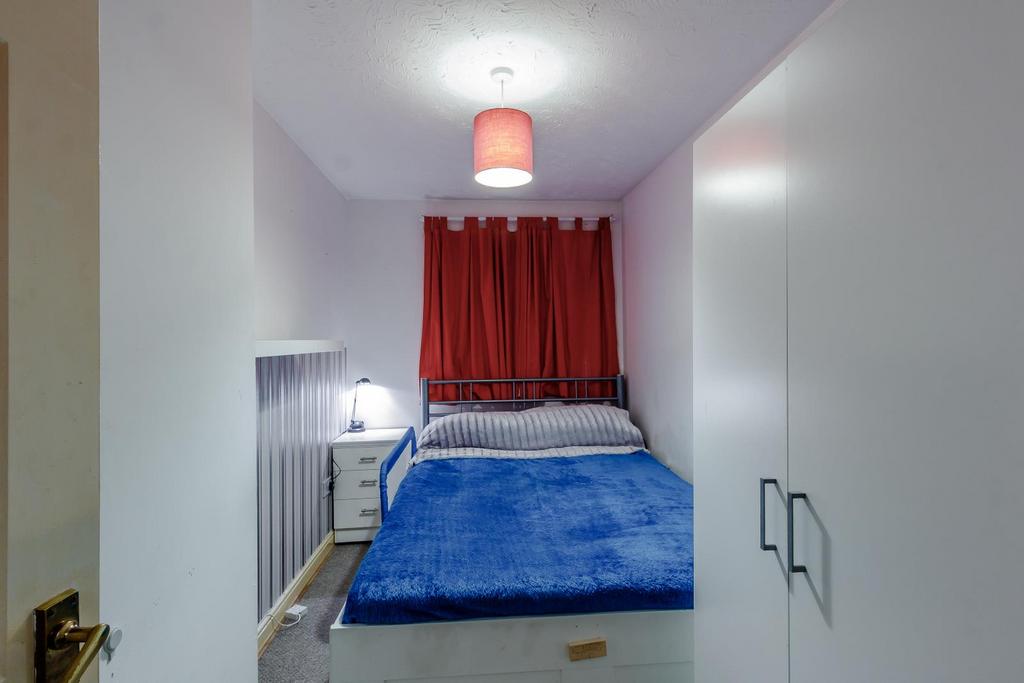 8385708-interior08-800.jpg