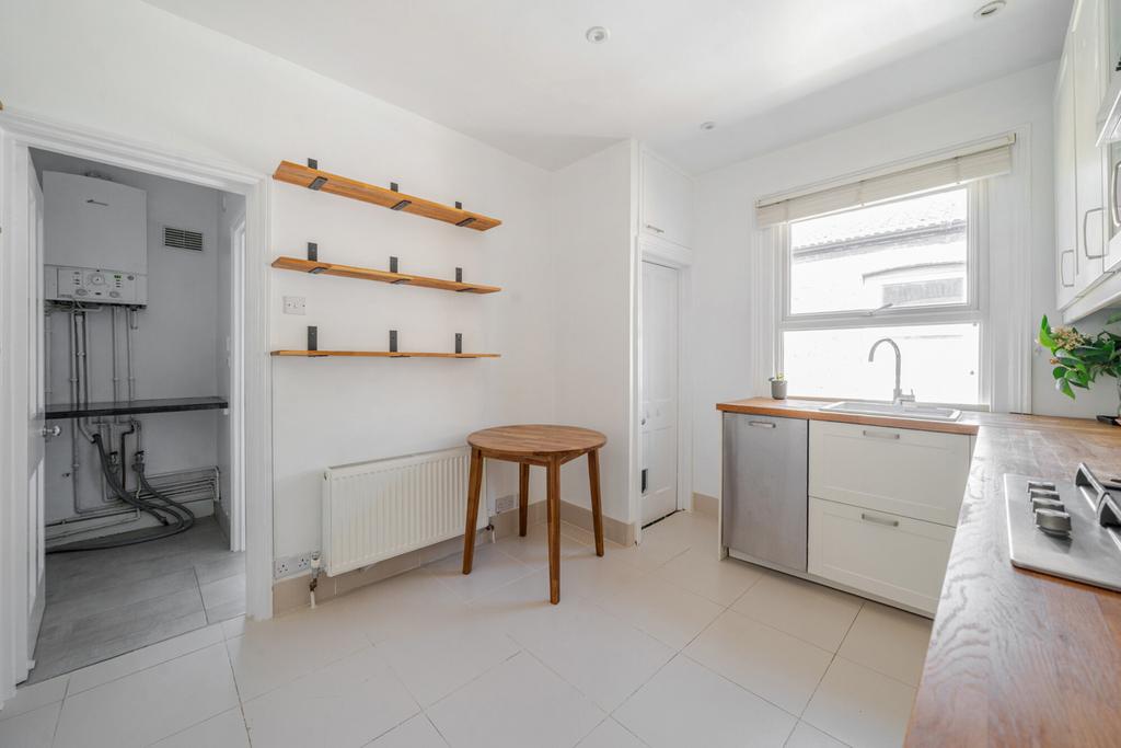 8-682323f285783-1...