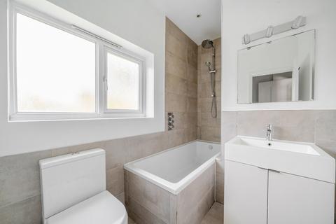 18a Seaford Road, Ealing, London, W13 9HR