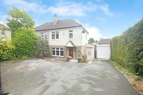 3 bedroom semi-detached house for sale, Freshfield Gardens, Bradford BD15