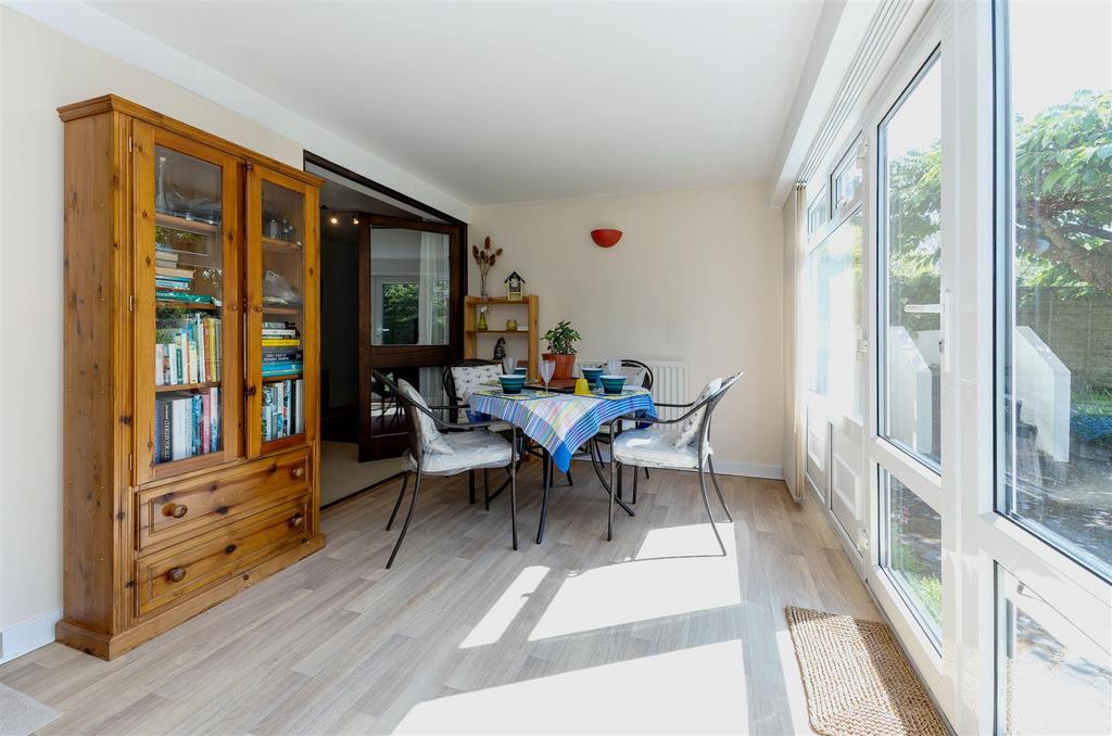 Sunroom 1 SAPL4521-20250506-Dx O Deep PRIME XD2s.jpg