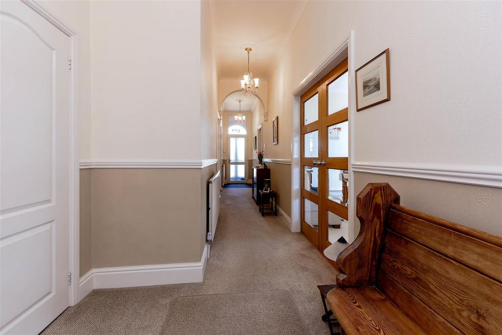 Re Edit hallway 2 SAPL4116-20250506-Dx O Deep PRIME