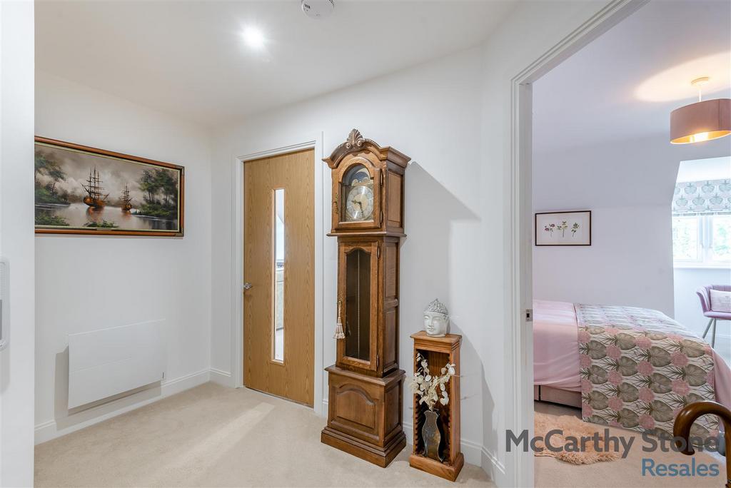 8647145-interior20.jpg