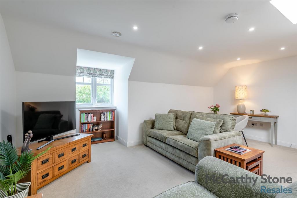 8647145-interior15.jpg