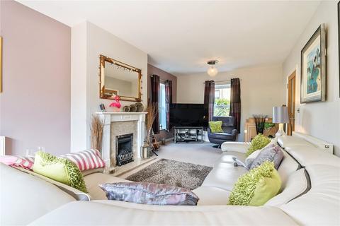 14 Cranberry Road, Witney, OX28 1AE