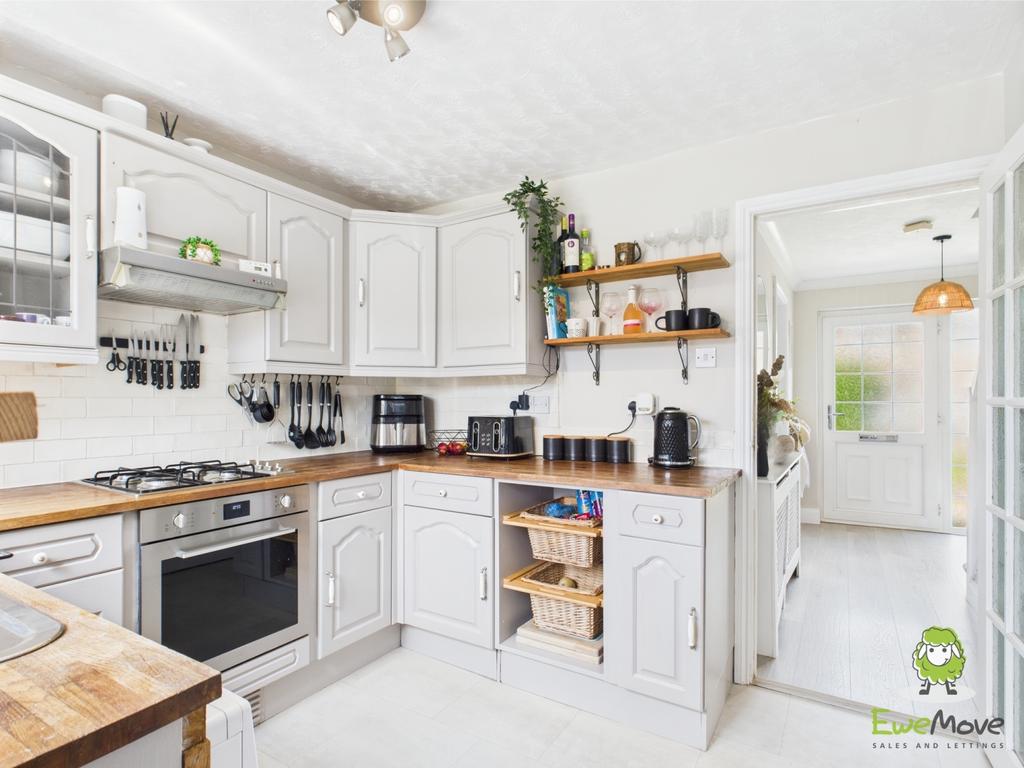 Ewe Move Basingstoke Estate Agents