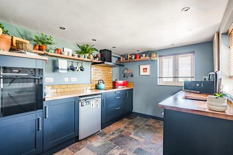 1 Back Road, East Ruston, Norwich, NR12 9JZ